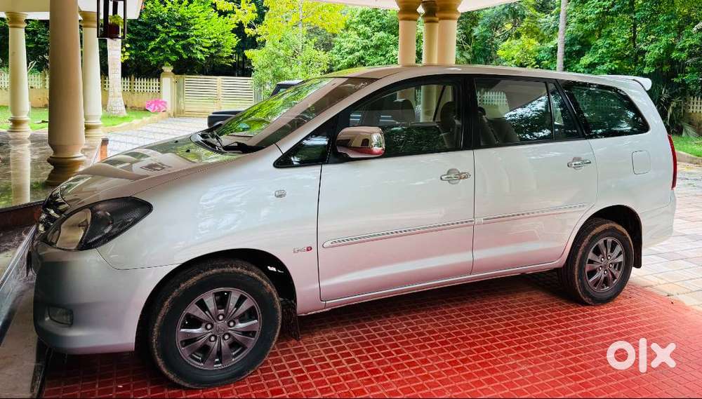 2010 Innova Single Owner Kerala Registration