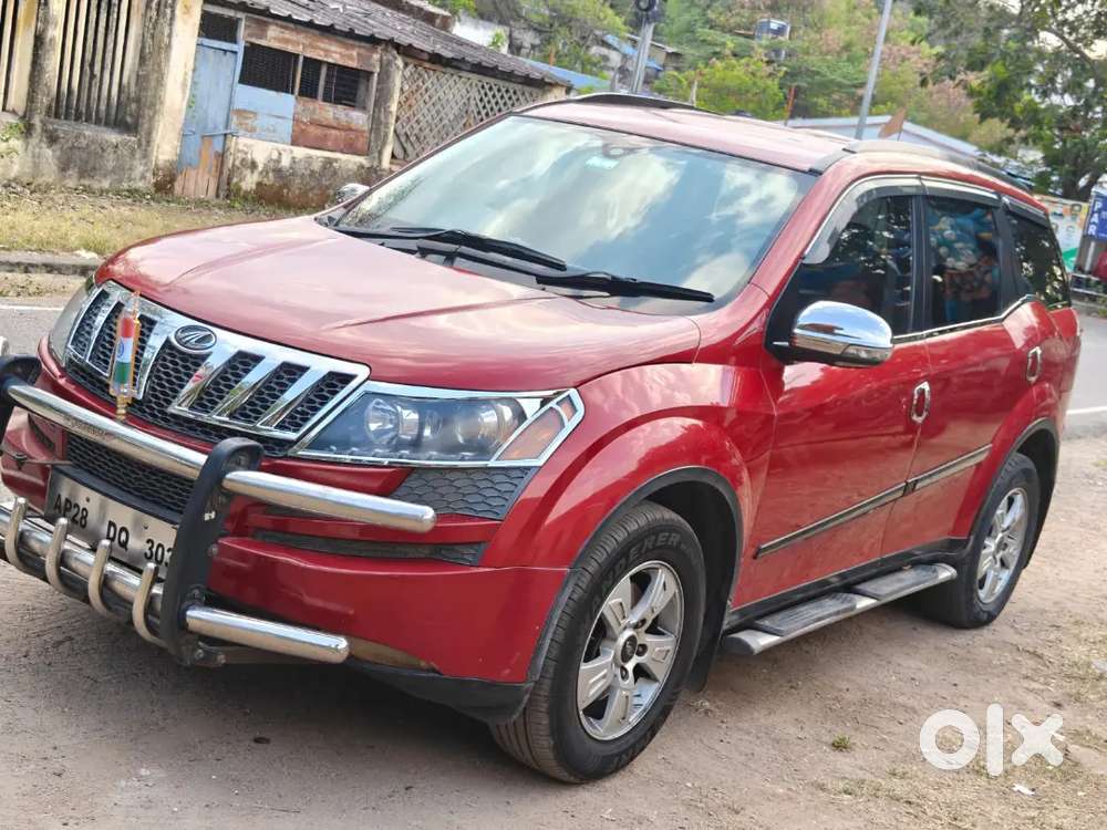Mahindra Xuv500 W8  Model 2012 Colour Maroon