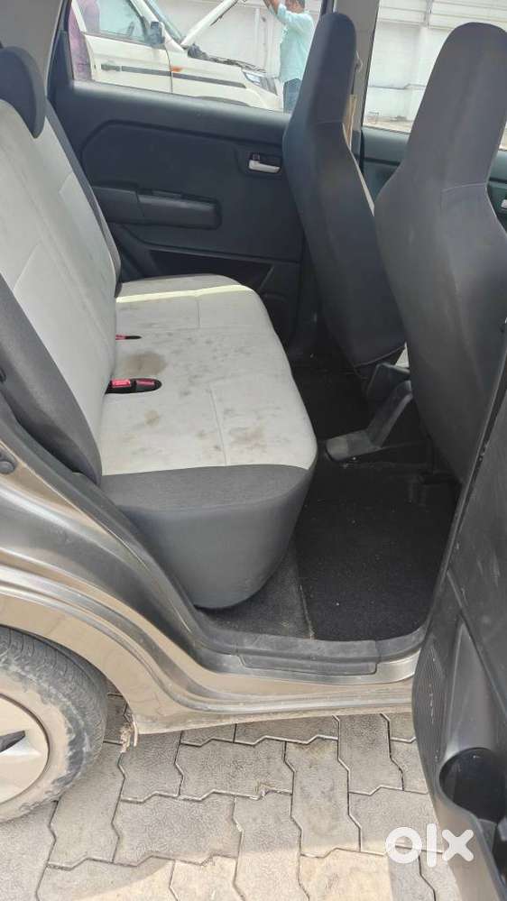 Maruti Suzuki Wagon R 1.2 Vxi, 2022, Petrol