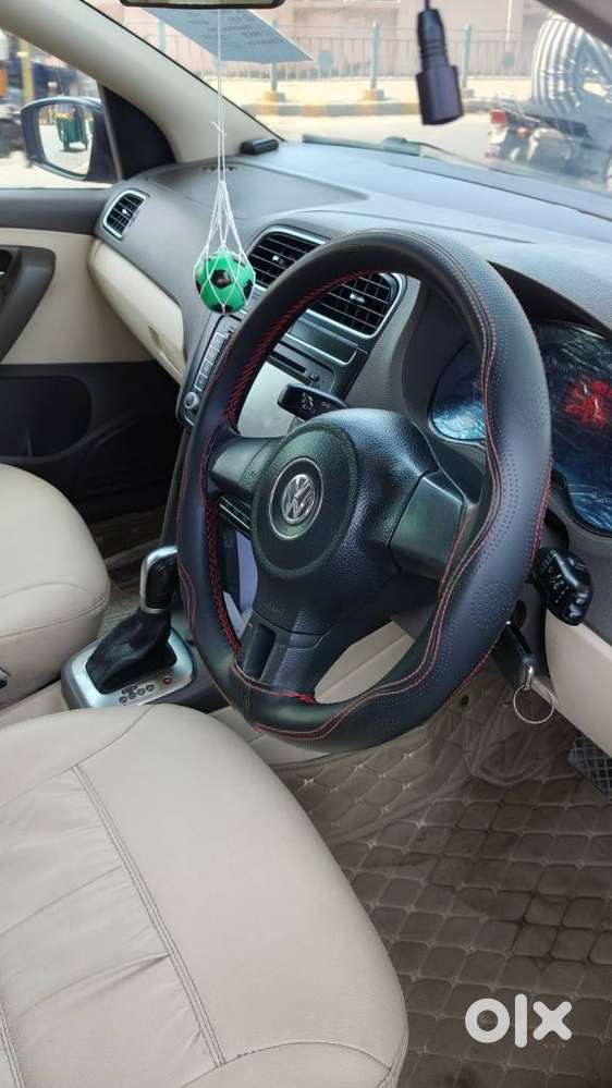 Volkswagen Vento 1.5 Tdi Highline Plus At, 2011, Petrol