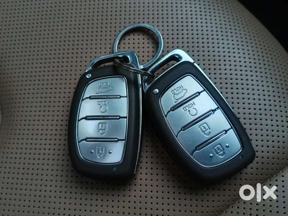 Hyundai Alcazar, 2025, Petrol