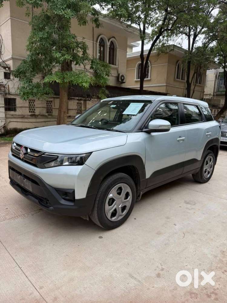 Maruti Suzuki Brezza 1.5 Vxi Smart Hybrid, 2024, Petrol