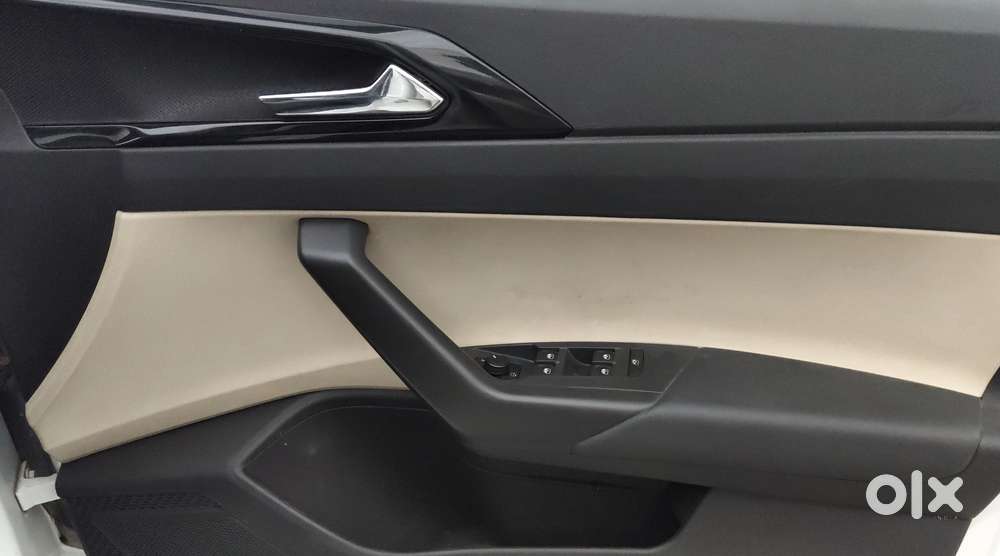Skoda Slavia 1.0 Tsi Style At, 2023, Petrol