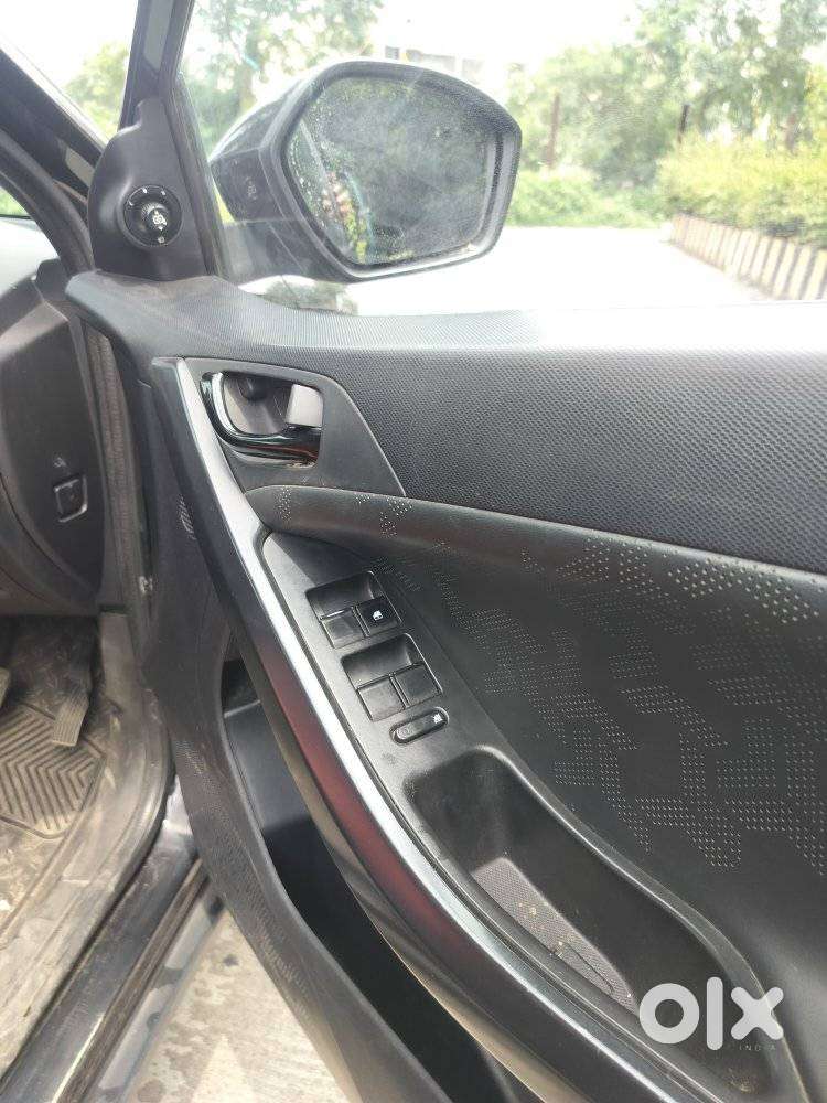 Tata Nexon Ev Xz Plus Dark Edition, 2022, Electric