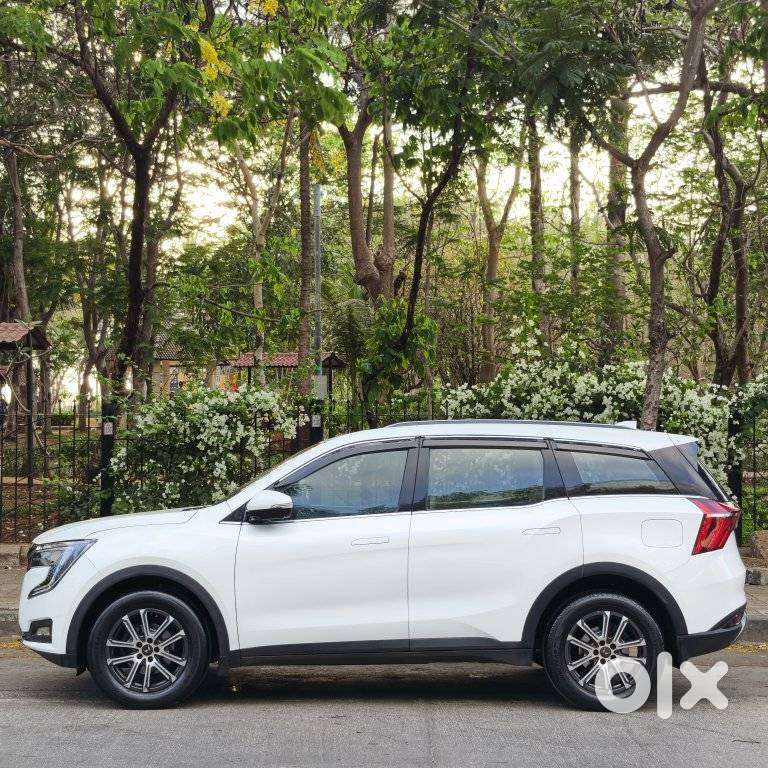 Mahindra Xuv700 2.2 Ax 7 Diesel At Str, 2022, Diesel