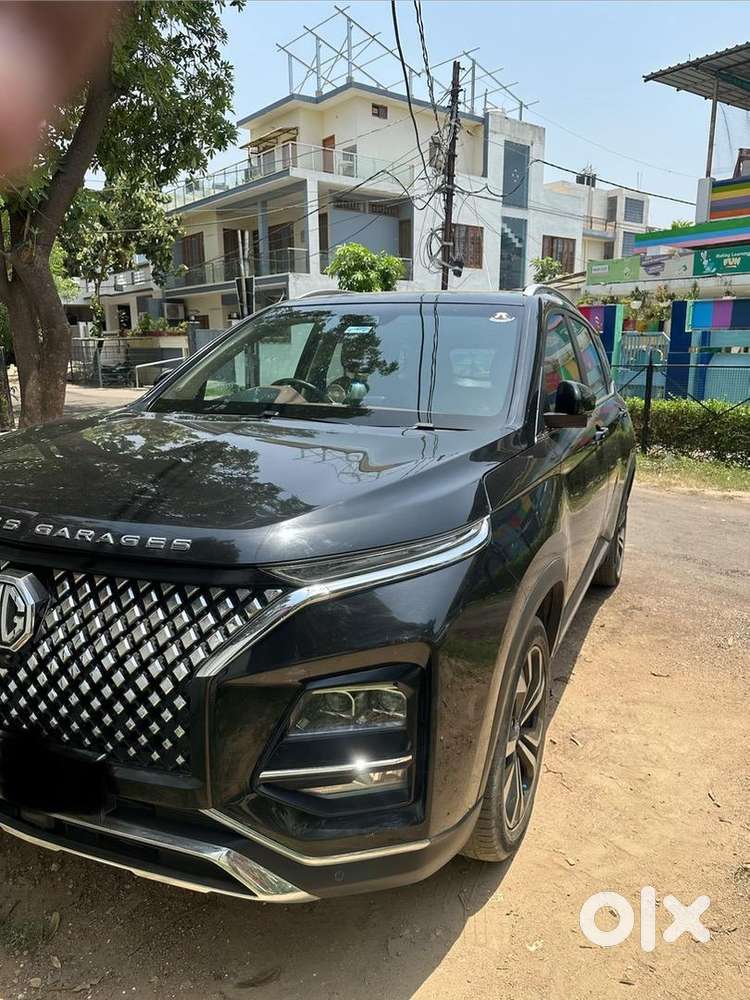 Mg Hector Plus 6 Seater Automatic