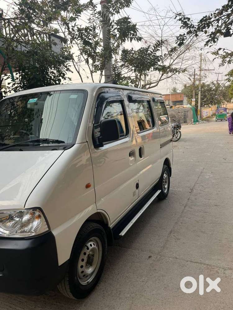 Maruti Suzuki Eeco 5 Str Ac(o) Cng, 2024