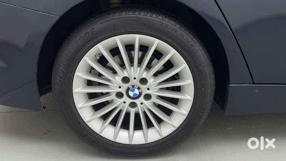Bmw 3 Series 2.0 320i Luxury Line, 2016, Petrol