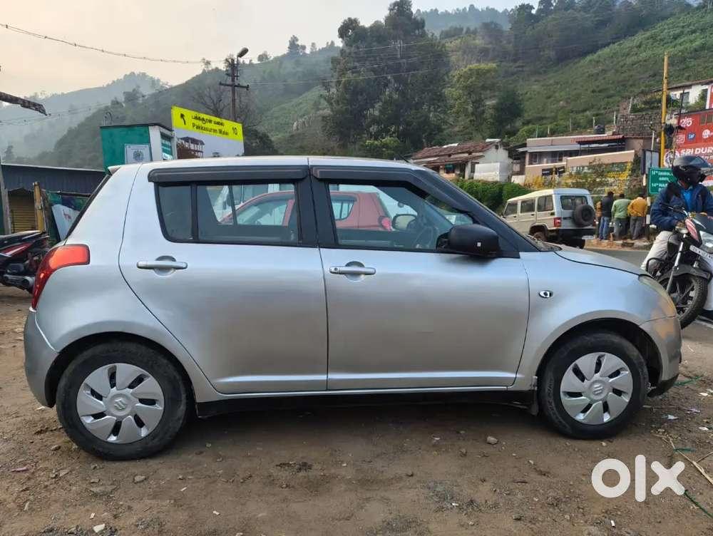 Maruti Swift 2010 Lxi