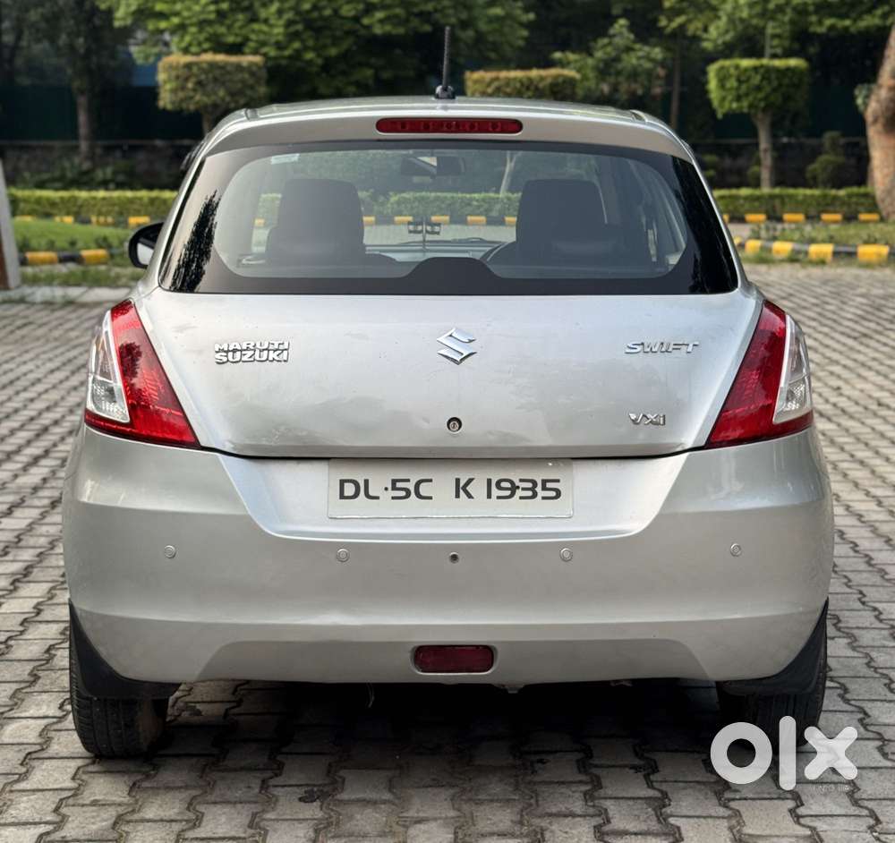 Maruti Suzuki Swift Vxi 1.2 Abs Bs-iv, 2012, Cng & Hybrids