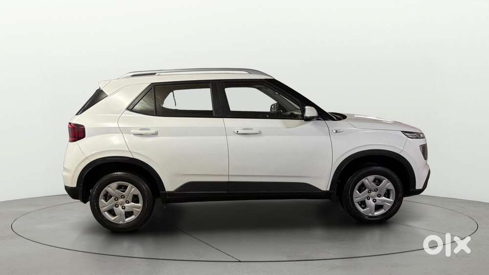 Hyundai Venue 1.2 S Plus, 2021, Petrol