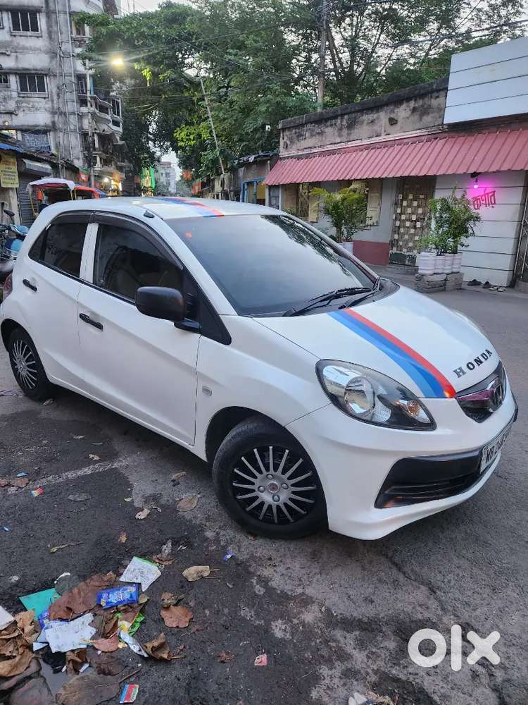 Honda Brio 2012 Petrol Well Maintained