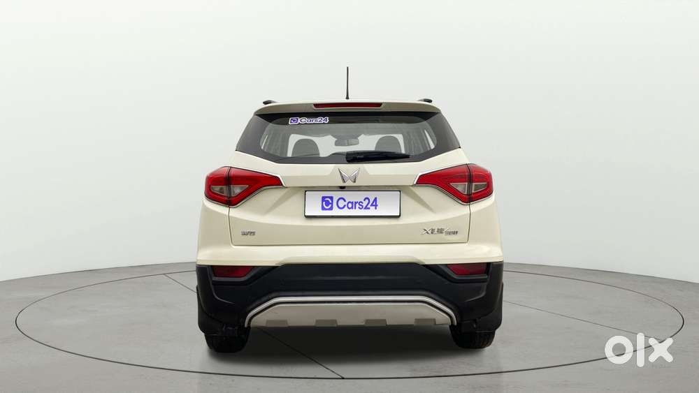 Mahindra Xuv300 W8 Option, 2023, Petrol