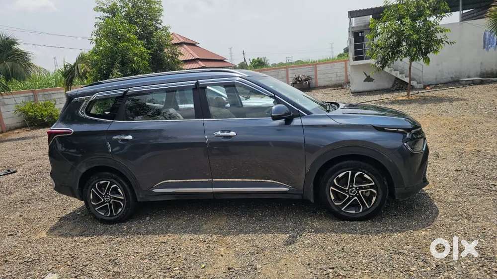 Kia Carens 2022 Petrol Well Maintained