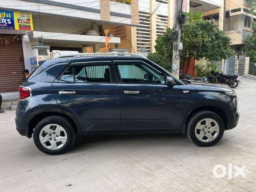 Hyundai Venue S Plus Mt 1.2 Kappa, 2020, Petrol