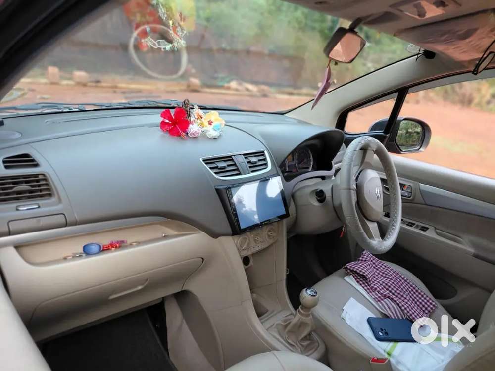 Maruti Suzuki Ertiga Vxi Bs4