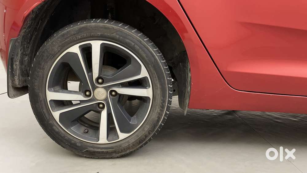 Tata Altroz Xz, 2022, Petrol