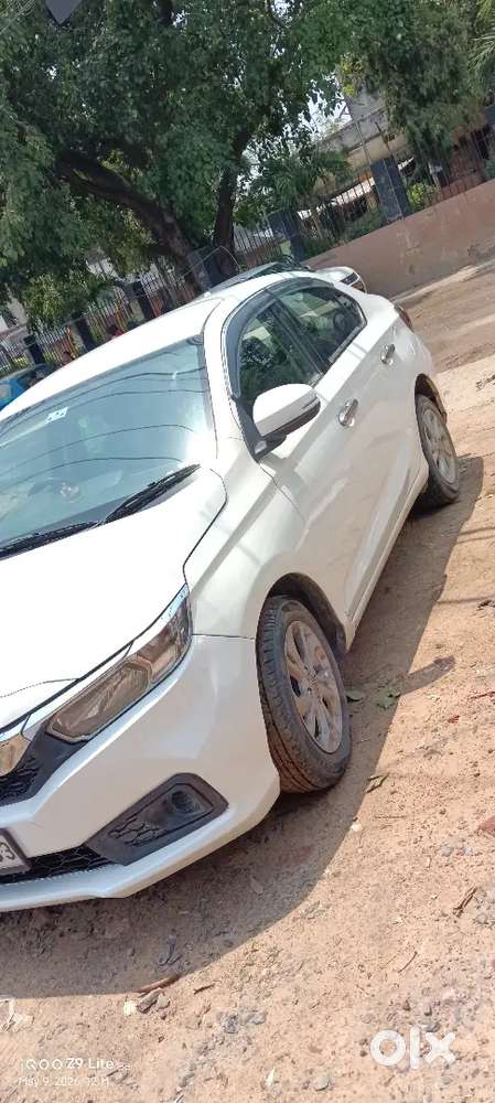 Honda Amaze 2nd Gen 2019 Diesel 74258 Km Driven