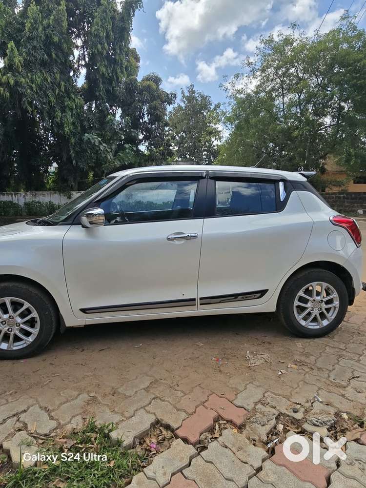 Maruti Suzuki Swift Petrol Manual 2023