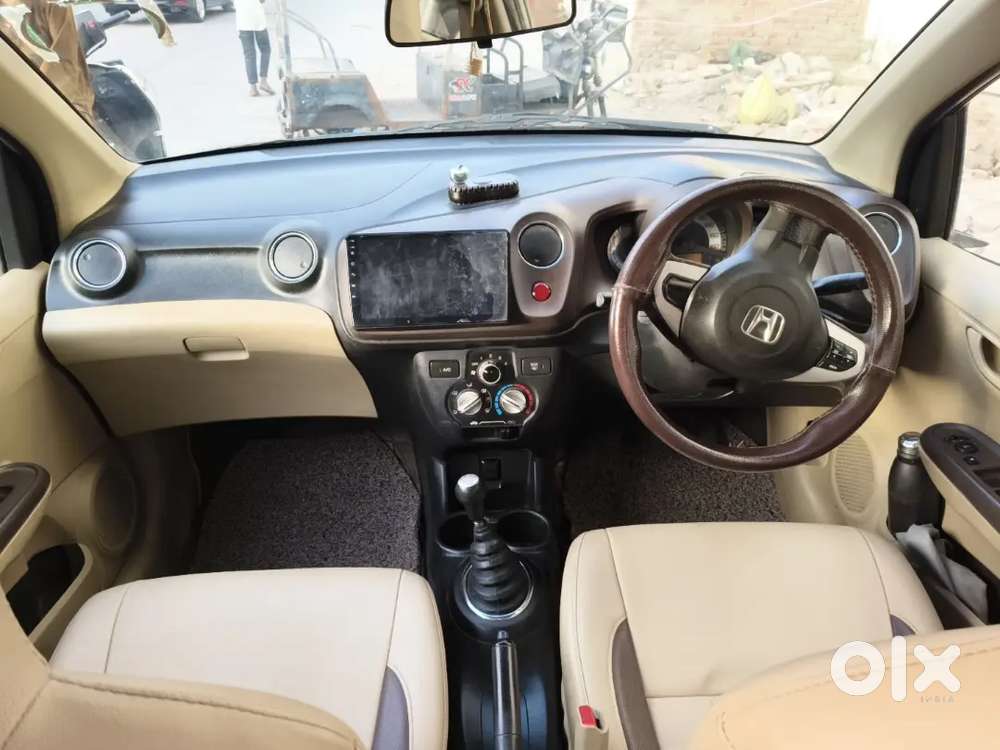 Honda Brio 2013 Petrol Well Maintained
