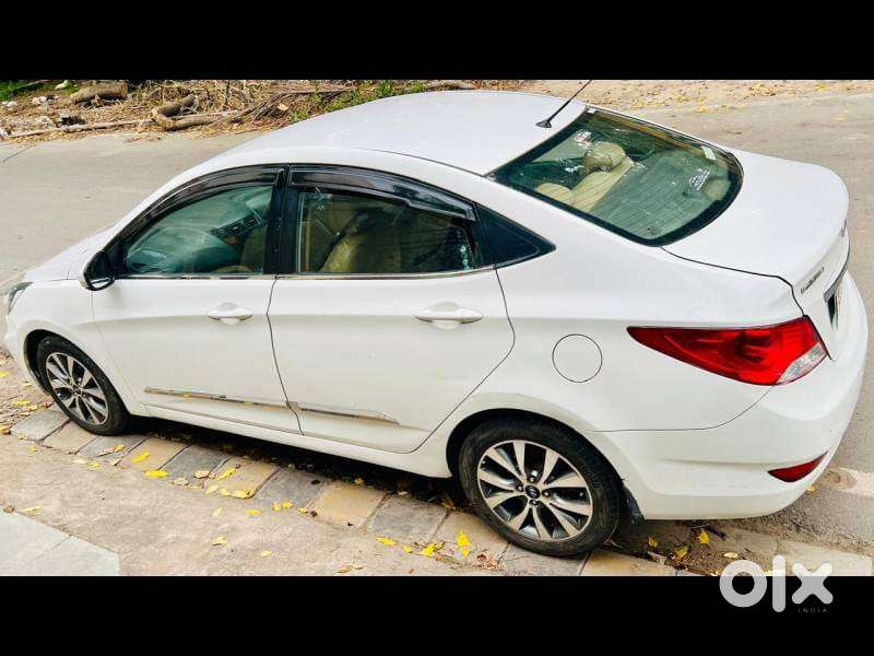 Hyundai Verna 1.6 Sx Crdi, 2015