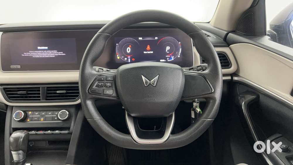 Mahindra Xuv700 2.0 Ax 5 Petrol At Str, 2022, Petrol