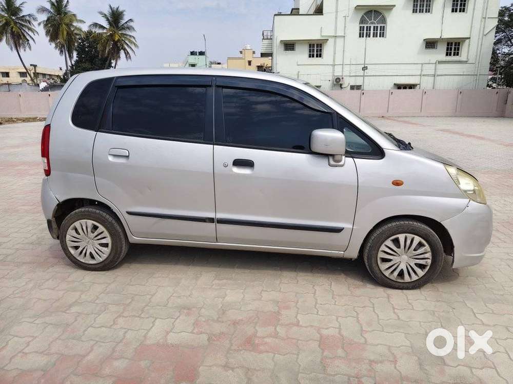 Maruti Suzuki Zen Estilo Vxi Bsiv, 2013, Petrol