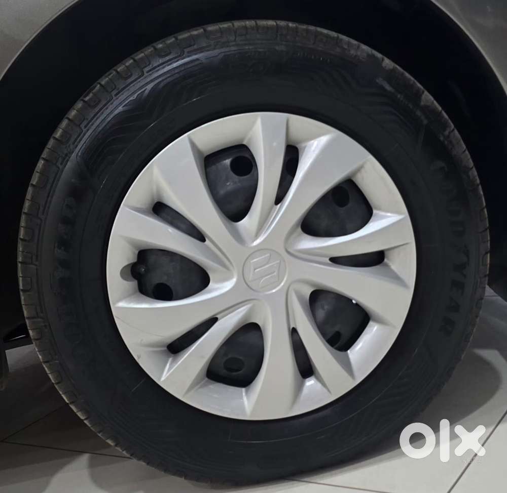 Maruti Suzuki Swift Dzire Vxi(o) Amt, 2019, Petrol