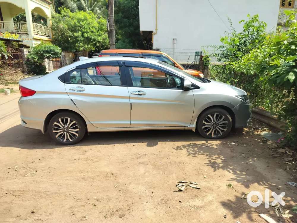 Well Maintain Honda City With Sunroof