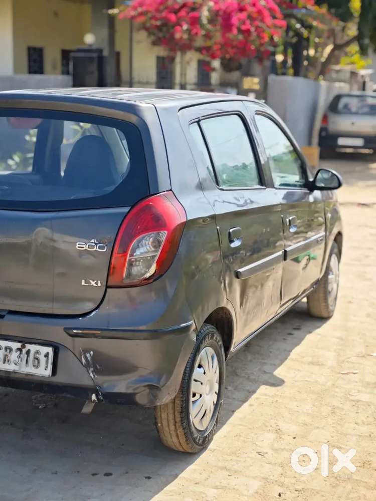Maruti Suzuki 800 2012