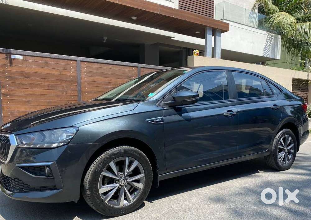 Skoda Slavia 1.0 Ambition Tsi At, 2023, Petrol