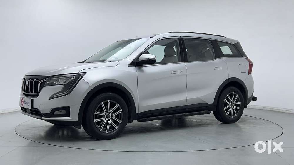Mahindra Xuv700 2.0 Ax 7 Petrol Mt Str, 2022, Petrol