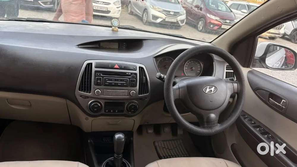 Hyundai I20 Magna 2012 Car