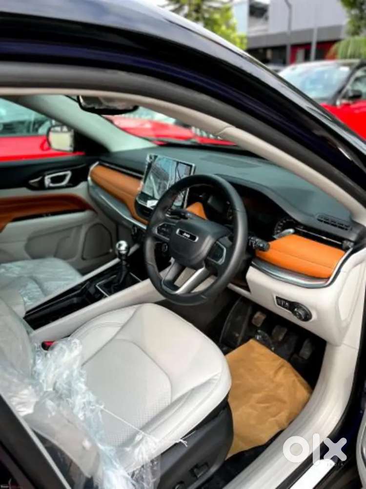 Jeep Compass  2.0 Diesel Well Maintained With Penoromic Sunroof  .