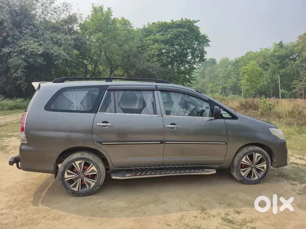 Toyota Innova 2009 Diesel Well Maintained (2030 Tak Passing)