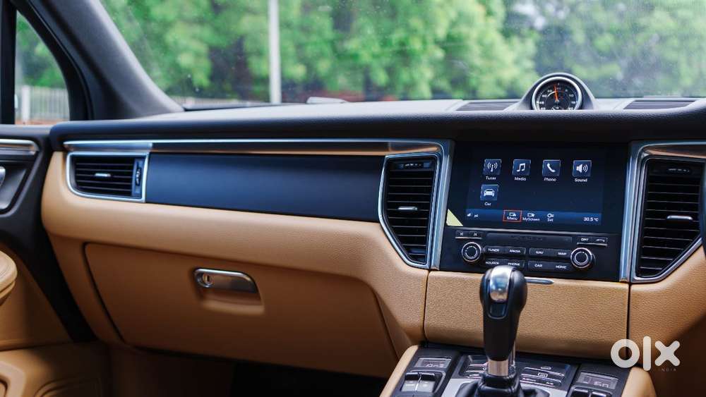 Porsche Macan 2.0 Petrol, 2019, Petrol