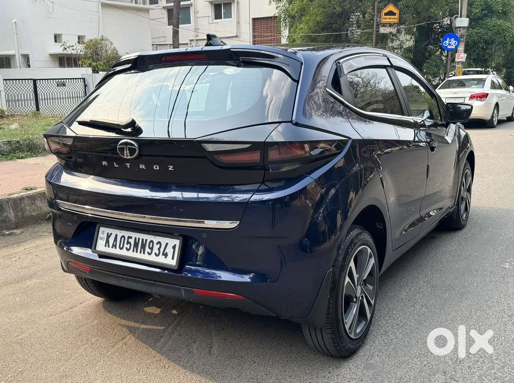 Tata Altroz Xz, 2025, Petrol