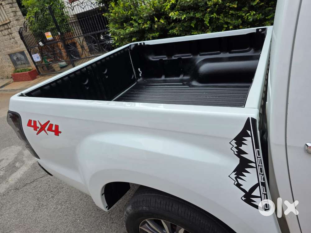 Isuzu V-cross Z 4x4 Mt, 2020, Diesel