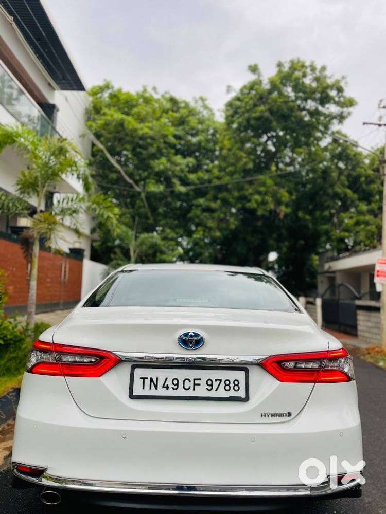Toyota Camry Hybrid, 2022, Petrol