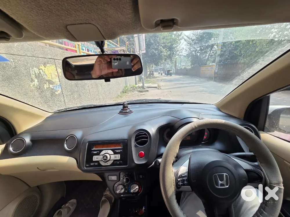 Honda Brio Petrol+cng Manual 2014 2nd Owner