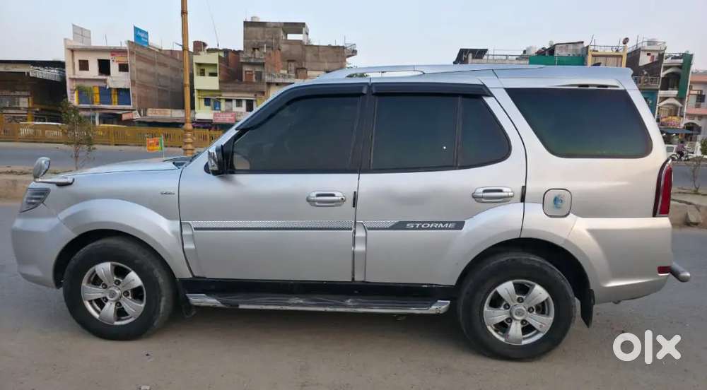 Tata Safari Storme 4x4 2014 Diesel Manual