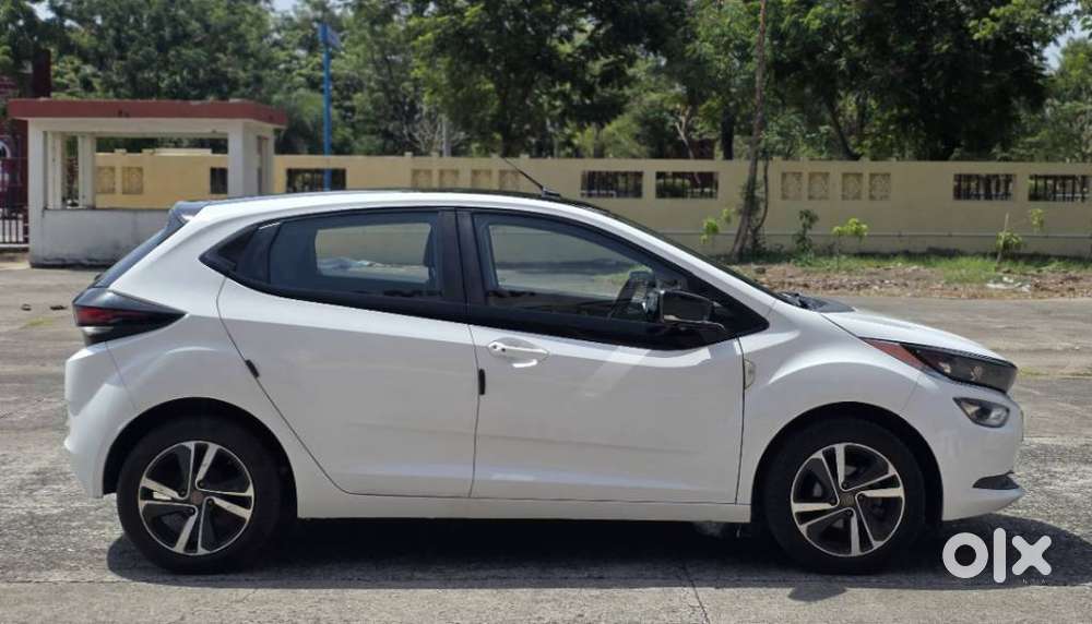 Tata Altroz 1.2 Xza Plus, 2022, Cng & Hybrids