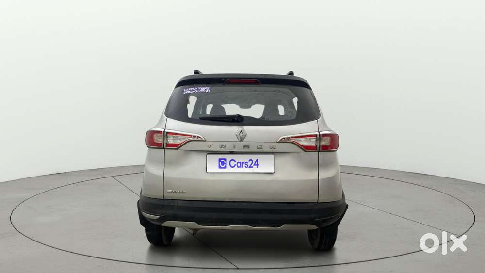 Renault Triber 1.0 Rxz Dual Tone, 2021, Petrol
