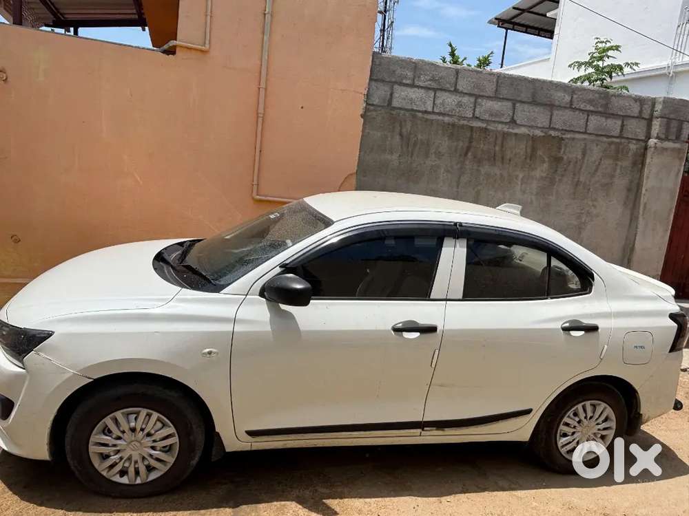 Maruti Suzuki Dzire 1.2 Vxi 2025
