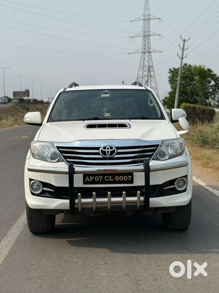 Toyota Fortuner 2015 Diesel Well Maintained