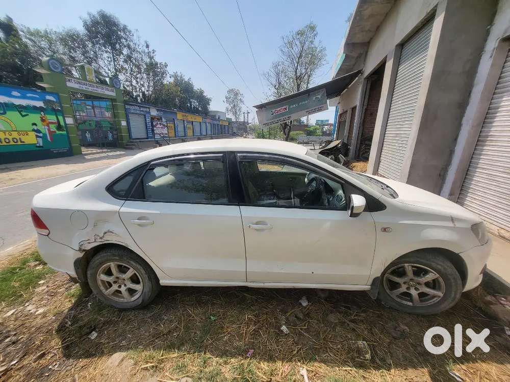 Volkswagen Vento 2013 Petrol Well Maintained
