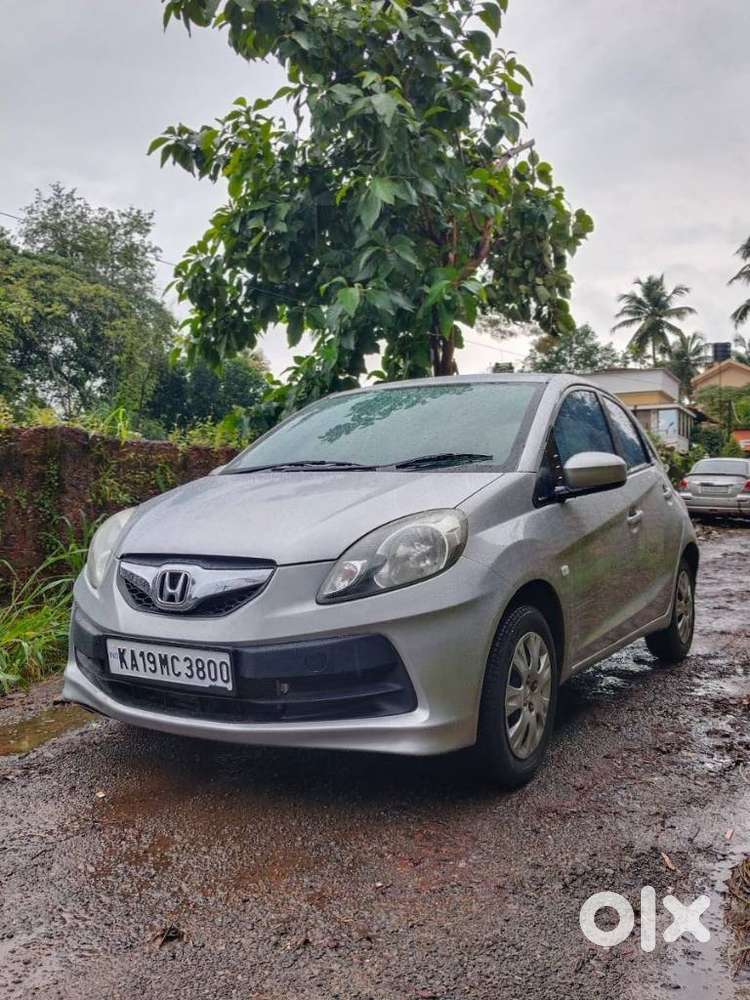 Honda Brio, 2012, Petrol