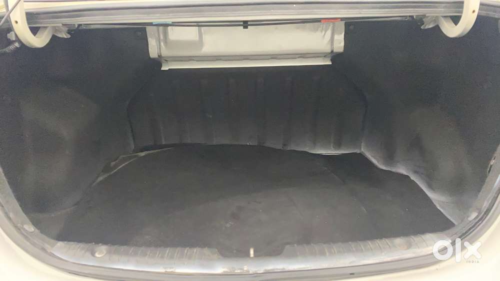 Hyundai Verna [2015-2018] Fluidic 4s 1.6 Vtvt Sx At, 2016, Petrol