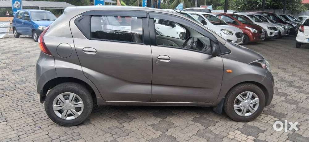 Datsun Redigo T Option, 2016, Petrol