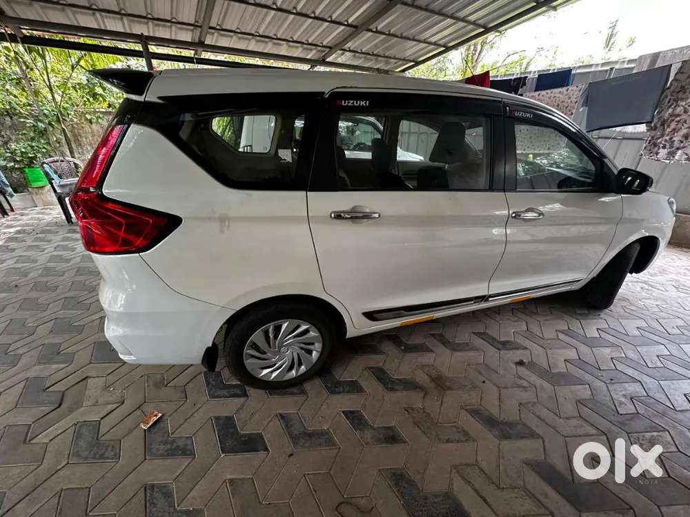 2021maruti Suz-ertiga Smart Hybrid Vxi,വേണേൽ Cng ഗ്യാസ് ഉൾപ്പെടെ തരാം